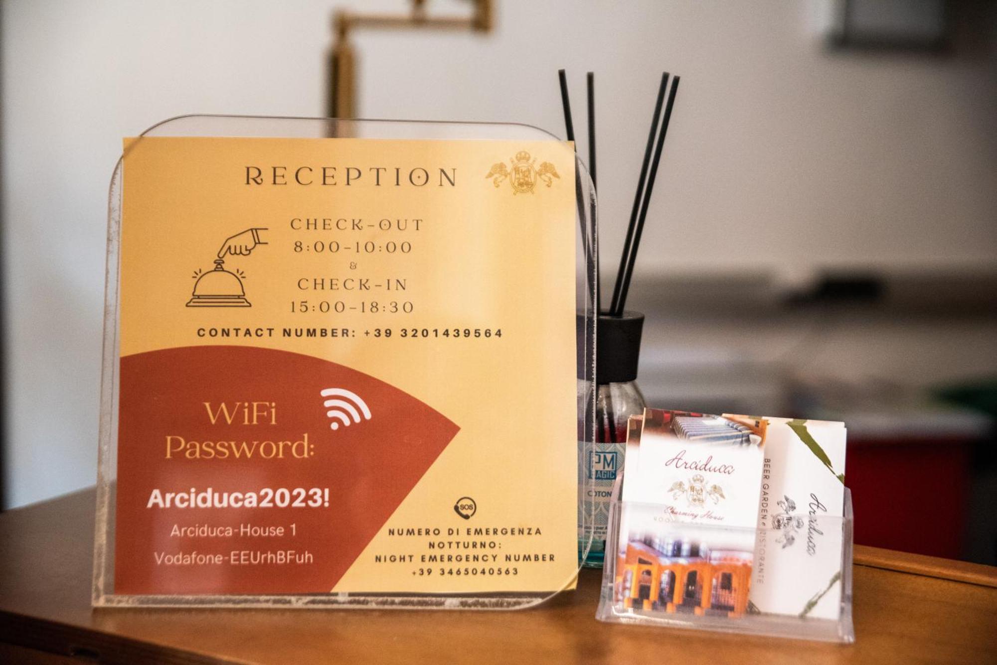 Arciduca Charming House Room & Breakfast Arco Ngoại thất bức ảnh