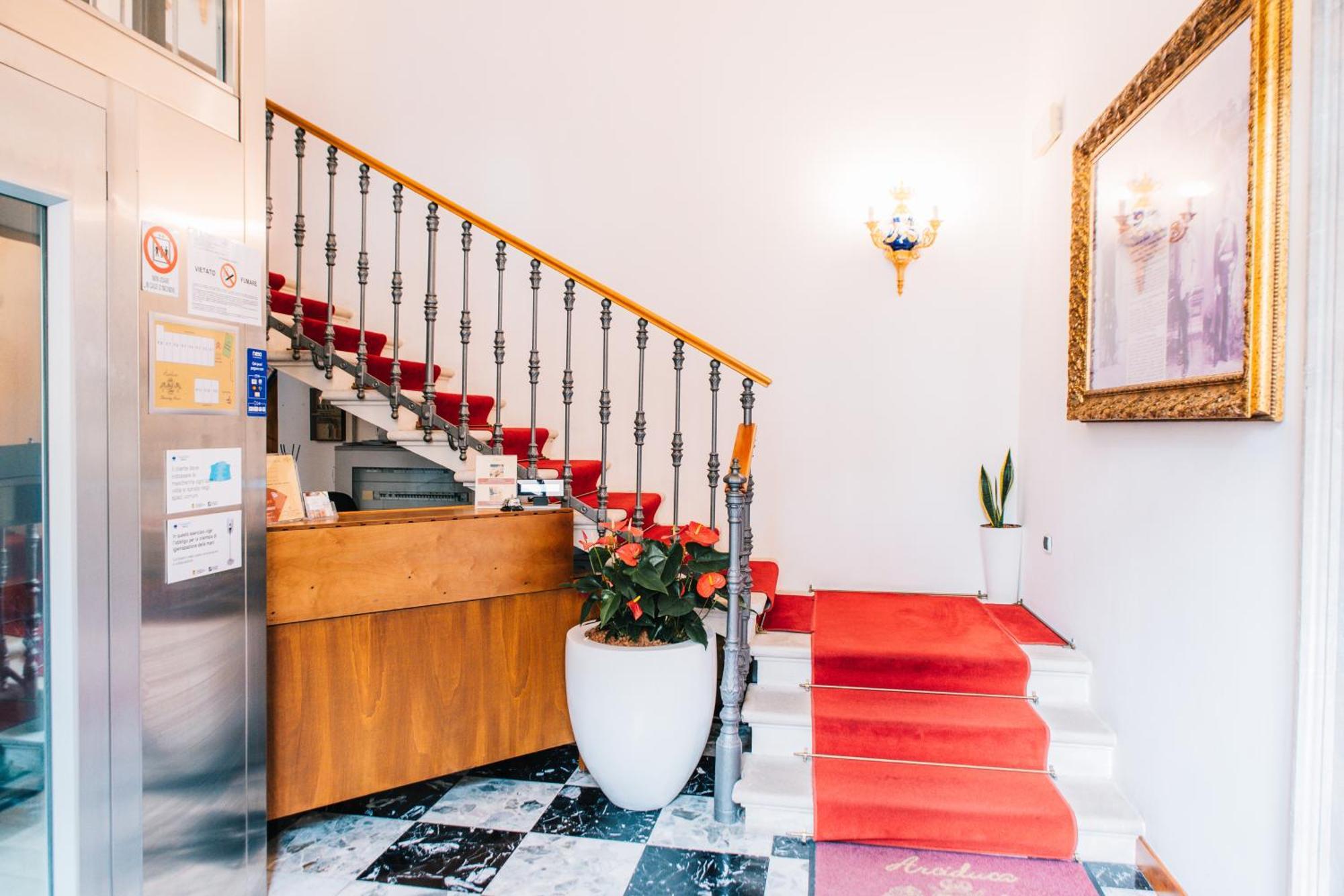 Arciduca Charming House Room & Breakfast Arco Ngoại thất bức ảnh