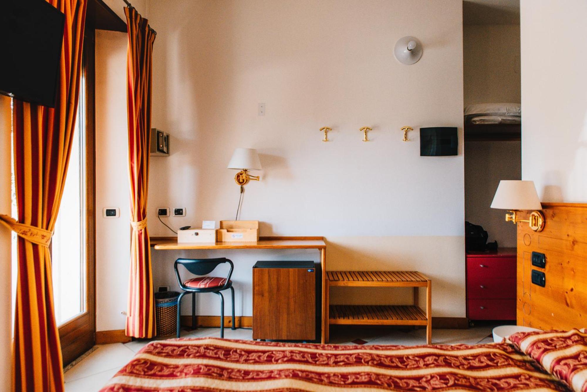 Arciduca Charming House Room & Breakfast Arco Ngoại thất bức ảnh